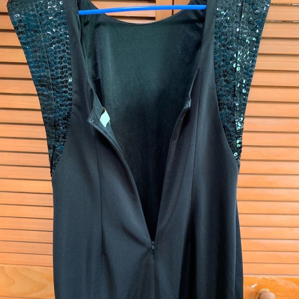 Dress - Picture 5 of 6